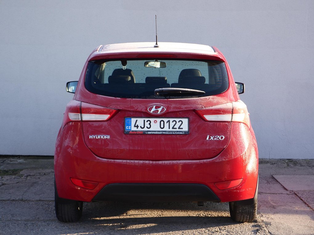 Hyundai Ix20 1.6 i 