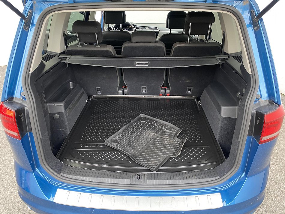 Volkswagen Touran 1.5 TSI Comfortline