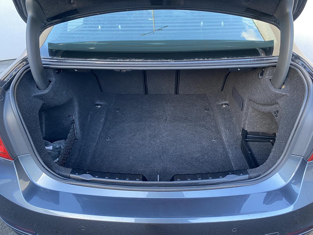 BMW Řada 3 2.0 LuxuryLine 328 i