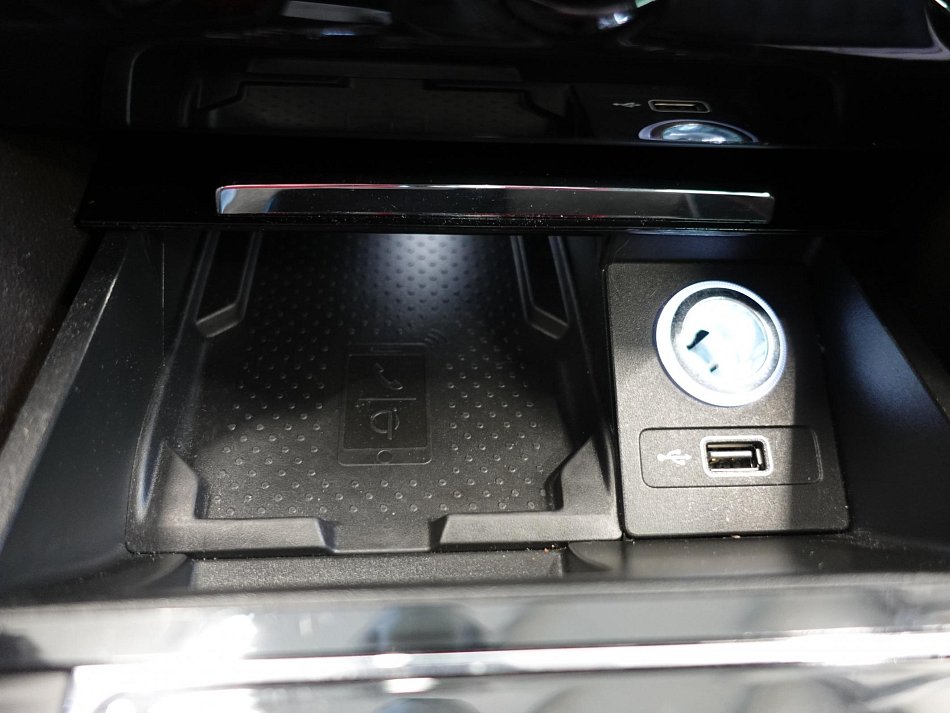 Škoda Superb III 2.0 TDi L&K