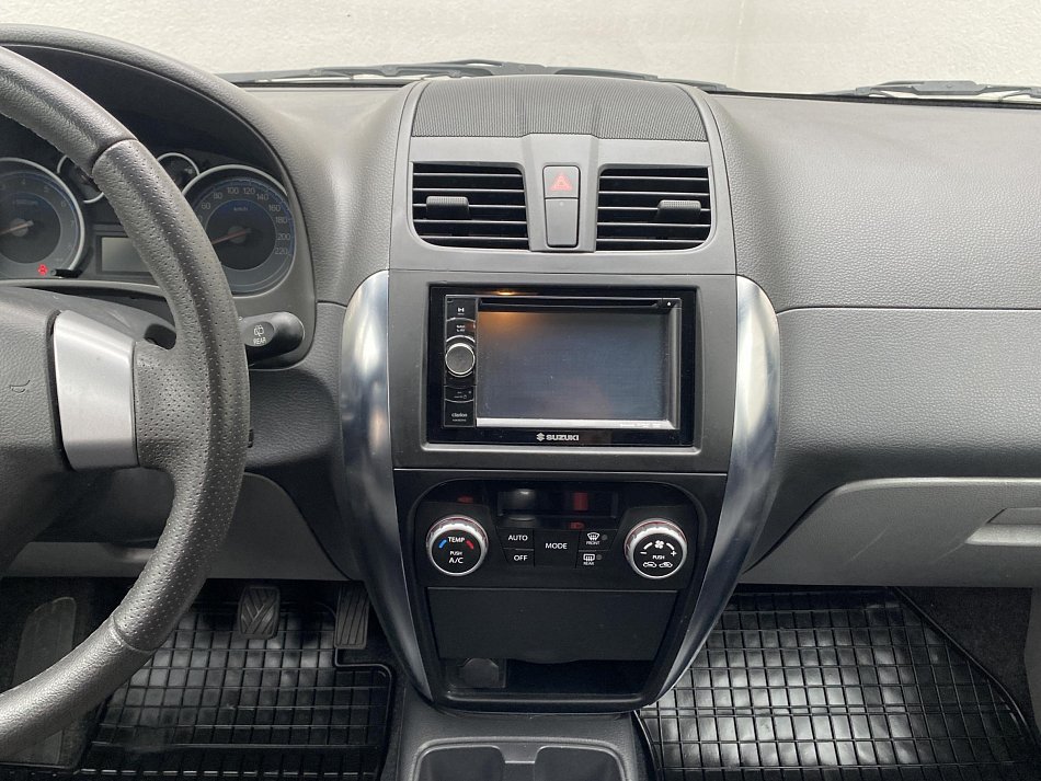 Suzuki SX4 1.6i  4x4