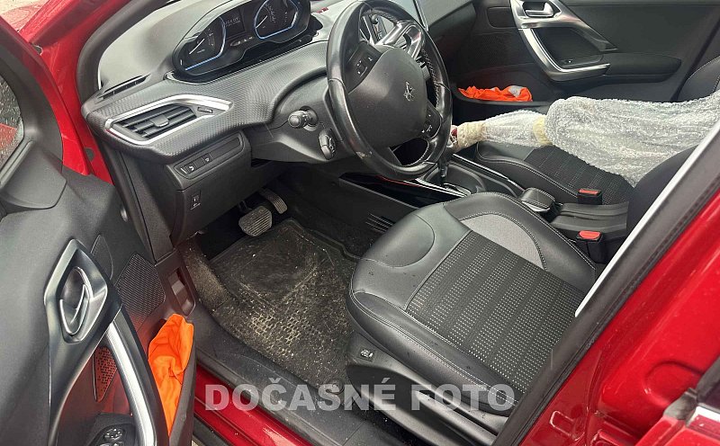 Peugeot 2008 1.2pt 