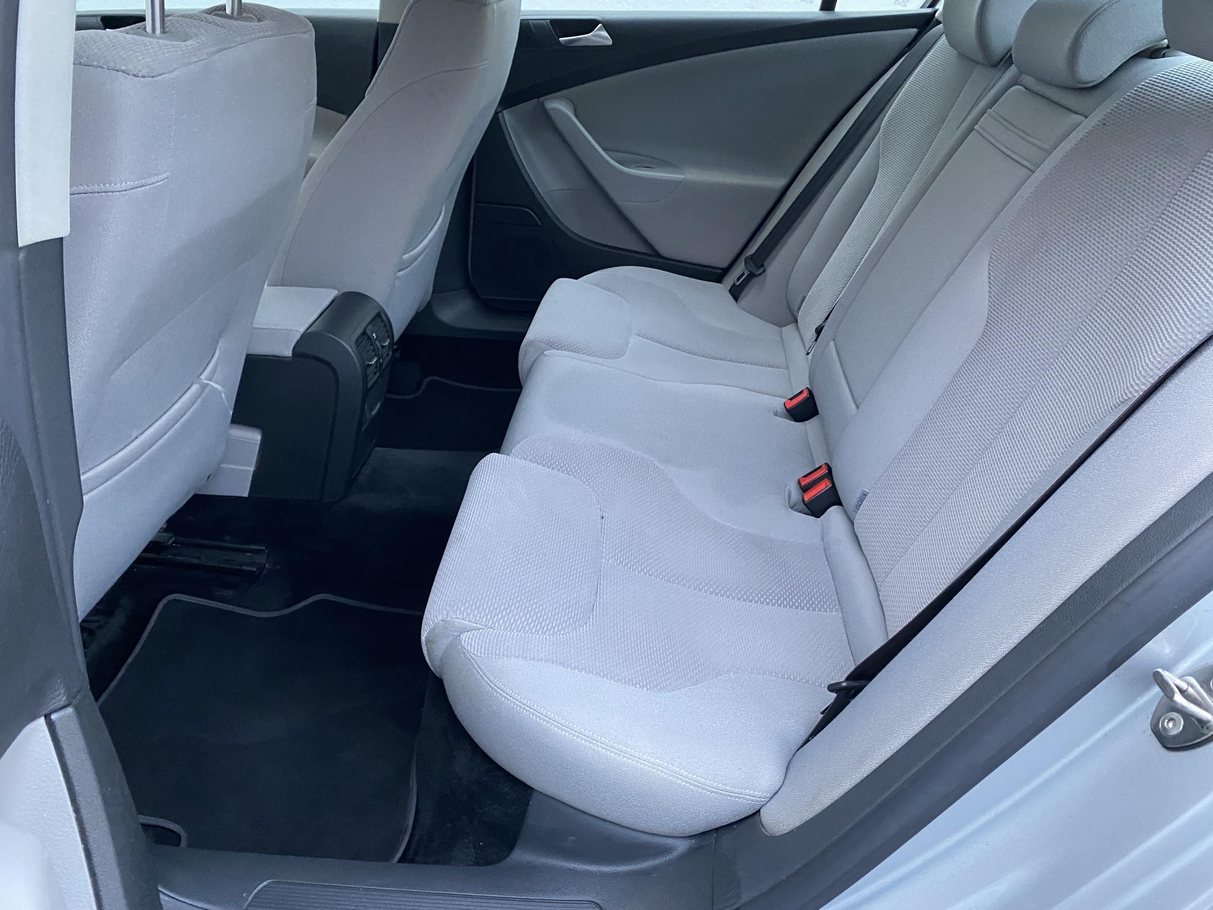 Volkswagen Passat, 2008 - pohled č. 10