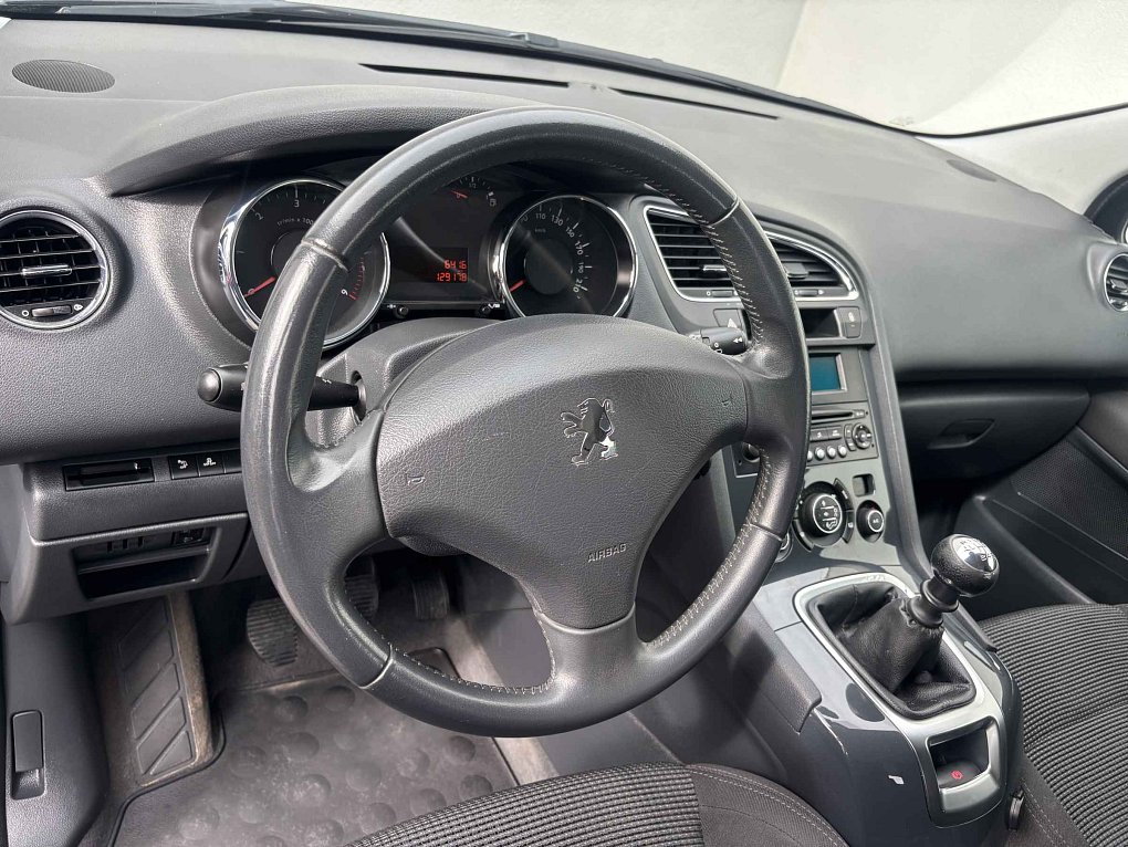 Peugeot 5008 1.6 HDi 