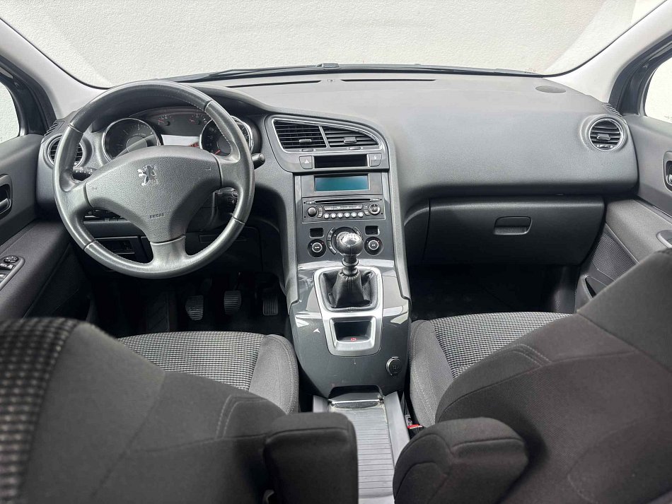Peugeot 5008 1.6 HDi 