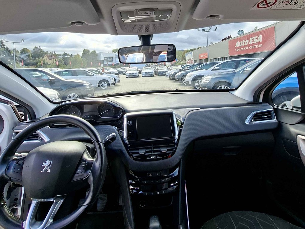 Peugeot 2008 1.2PT 