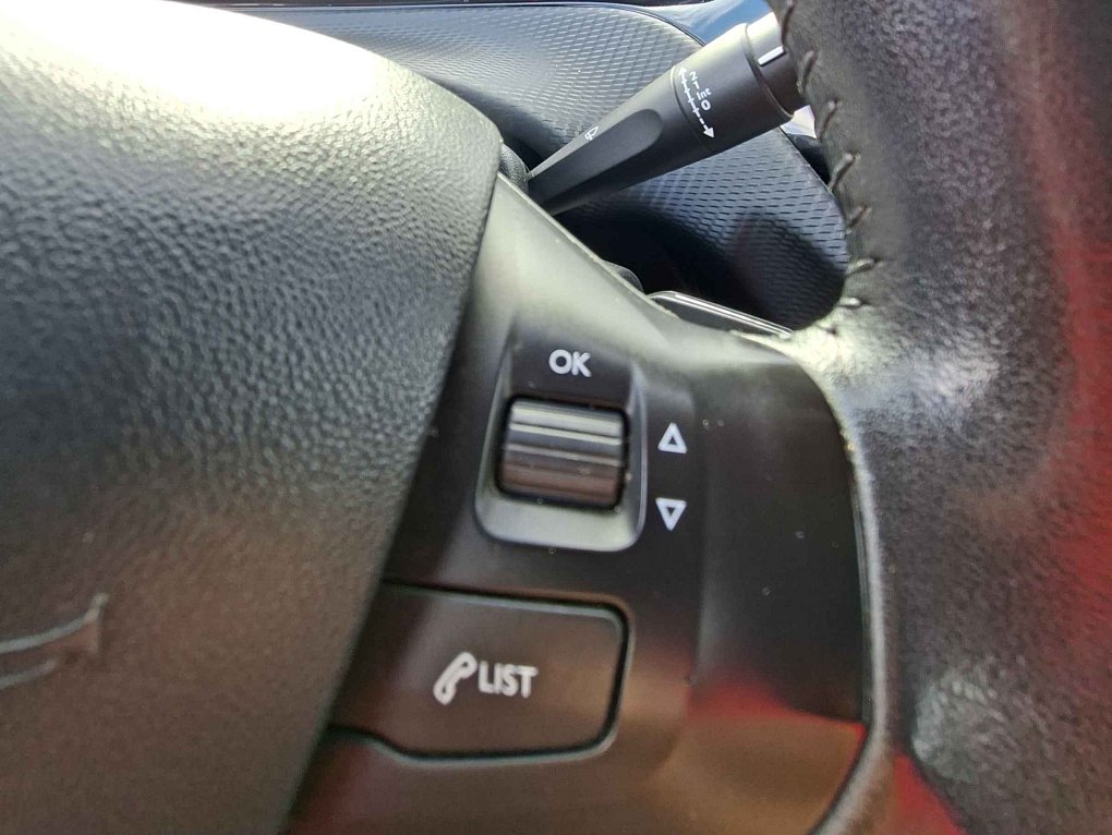 Peugeot 2008 1.2PT 