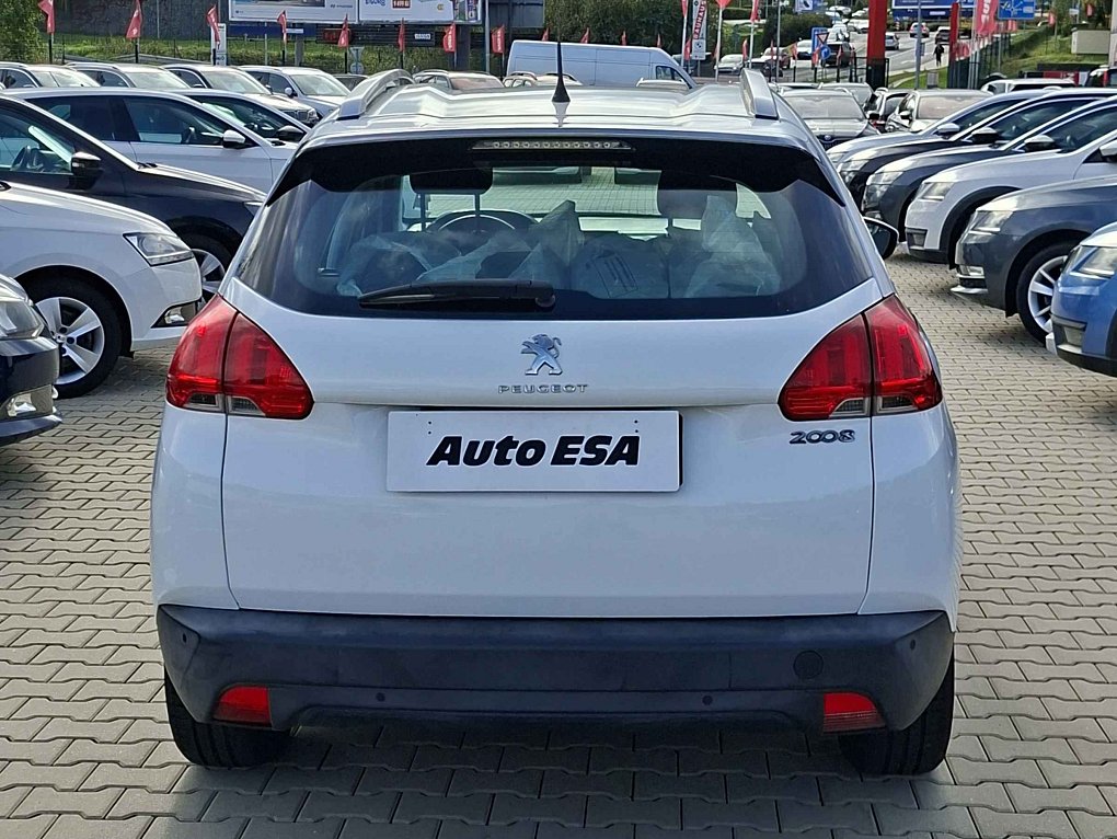 Peugeot 2008 1.2PT 