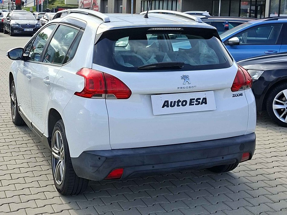 Peugeot 2008 1.2PT 