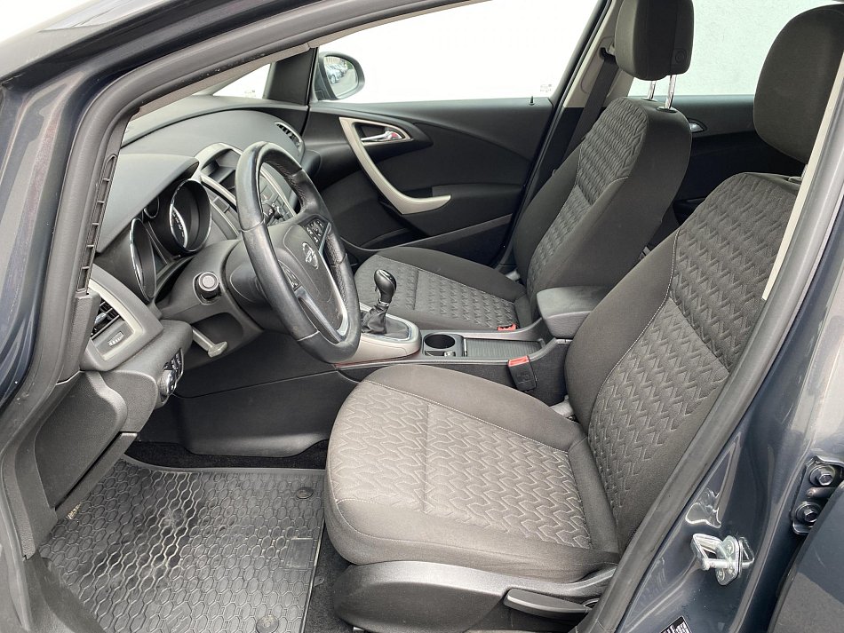 Opel Astra 1.4 T Active