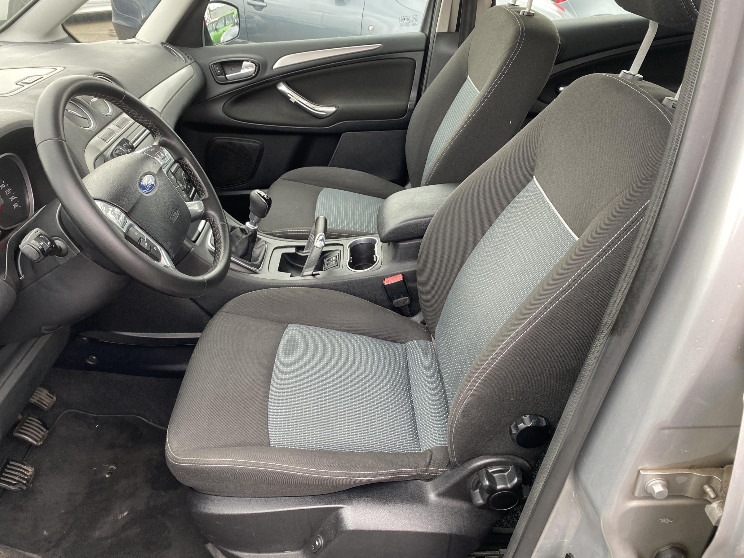 Ford Galaxy, 2012 - pohled č. 9