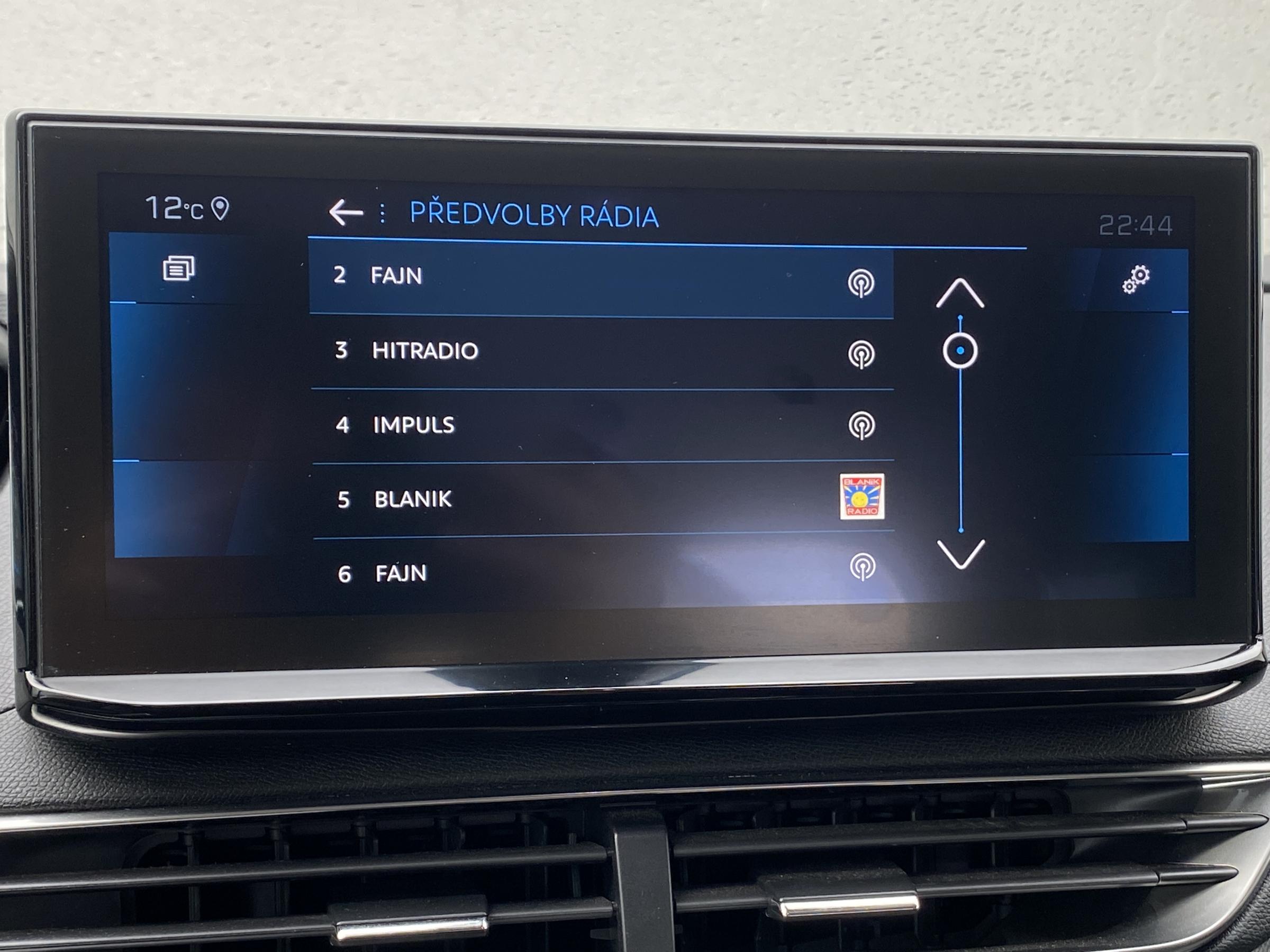 Peugeot 5008, 2021 - pohled č. 17