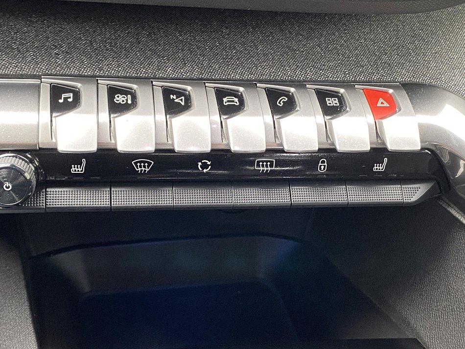 Peugeot 5008 1.2 PT Allure