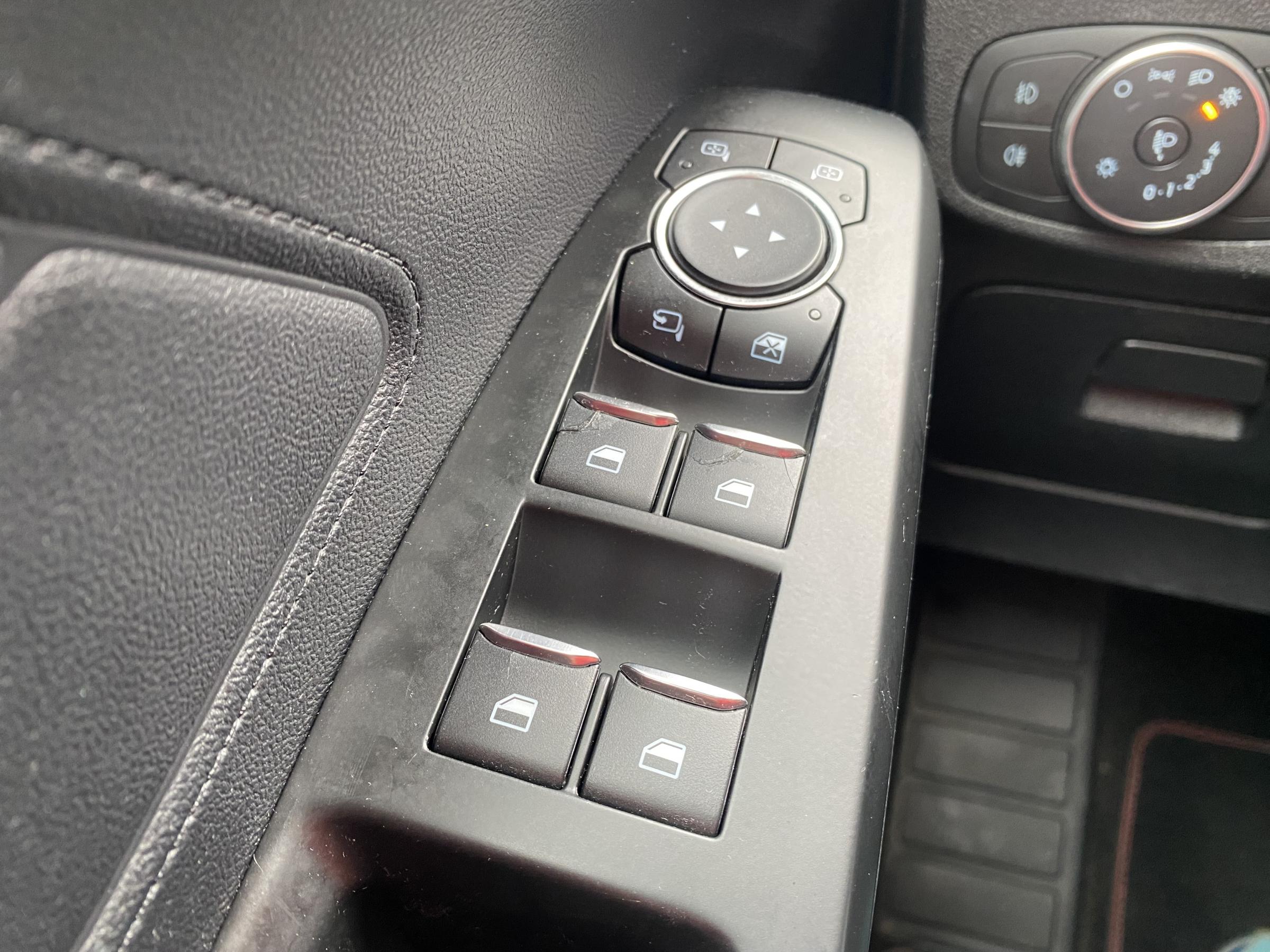 Ford Focus, 2019 - pohled č. 11