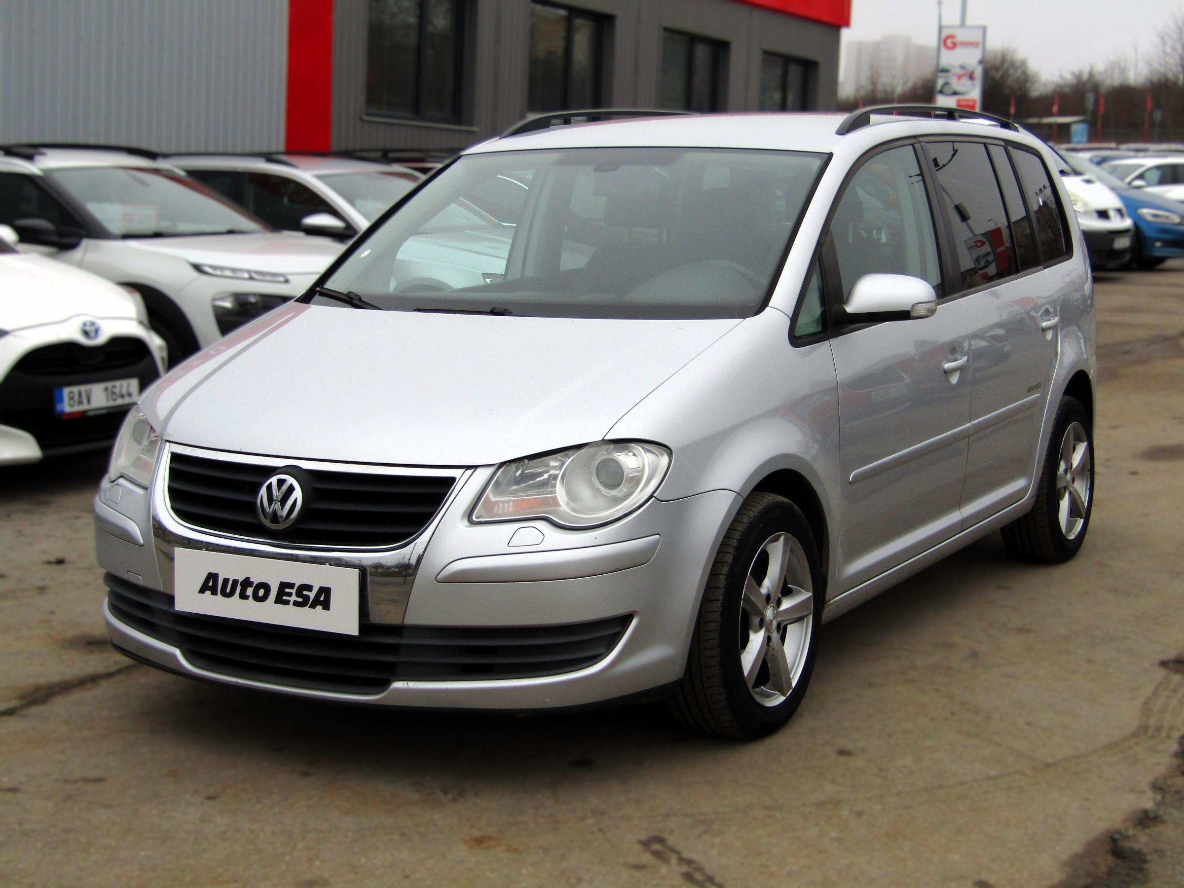 Volkswagen Touran, 2009 - pohled č. 3
