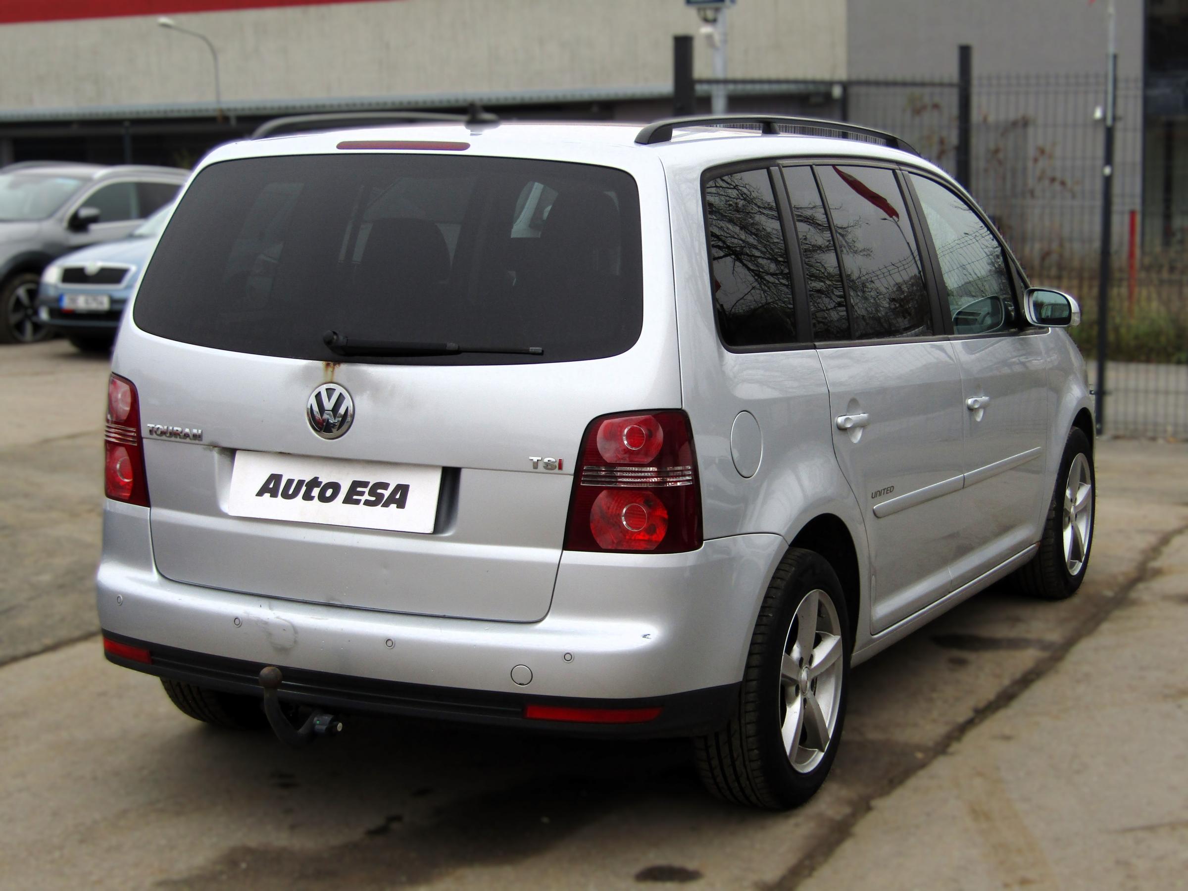 Volkswagen Touran, 2009 - pohled č. 4