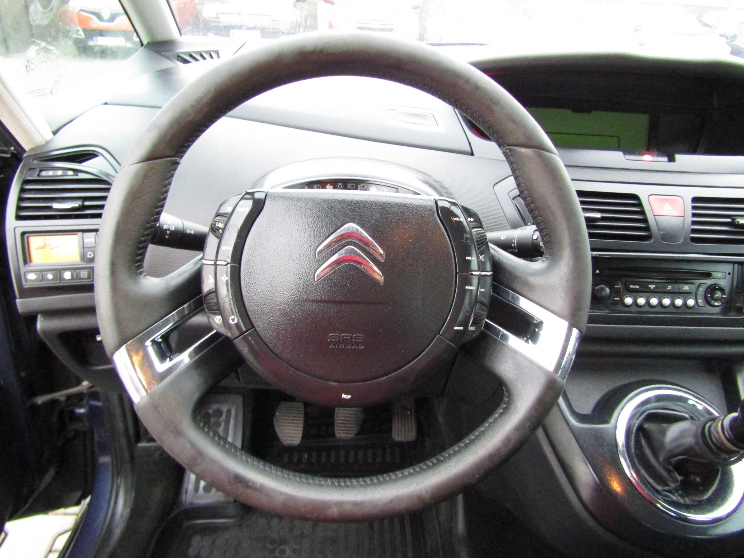 Citroën C4 Picasso, 2012 - pohled č. 17