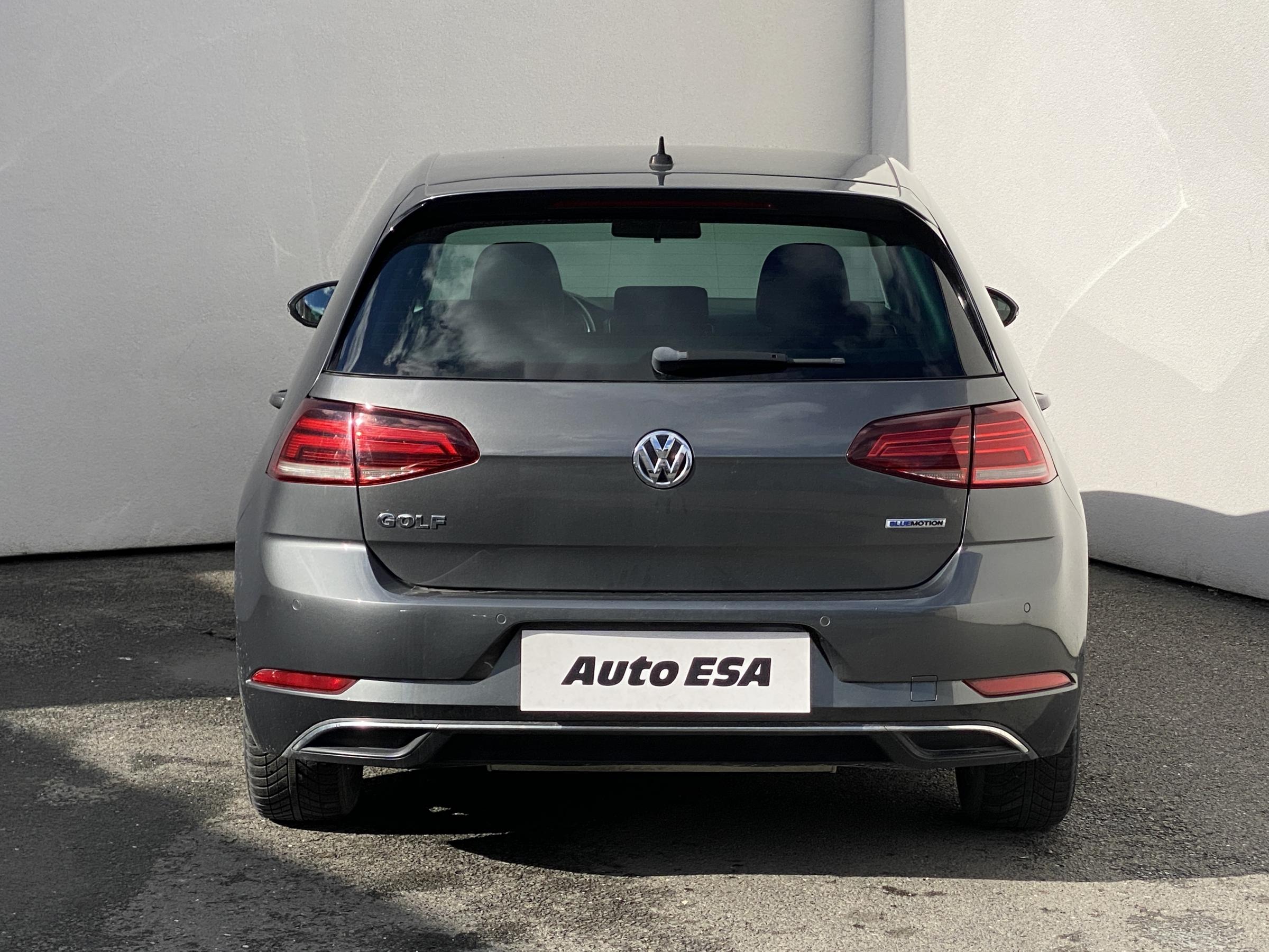 Volkswagen Golf, 2019 - pohled č. 5