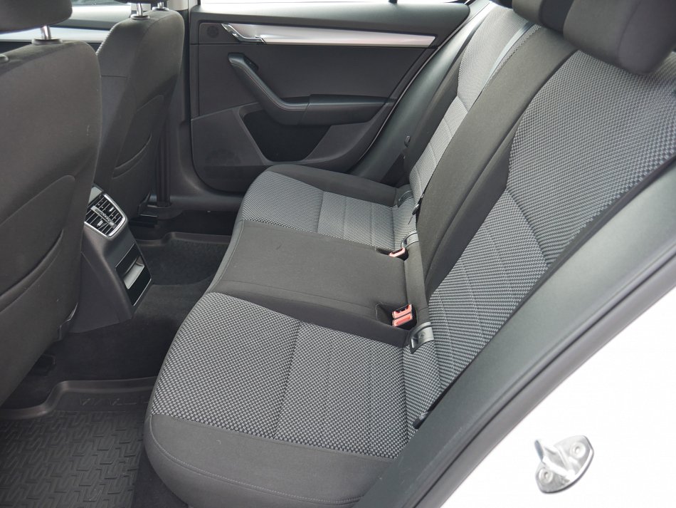 Škoda Octavia III 1.6 TDi Ambition