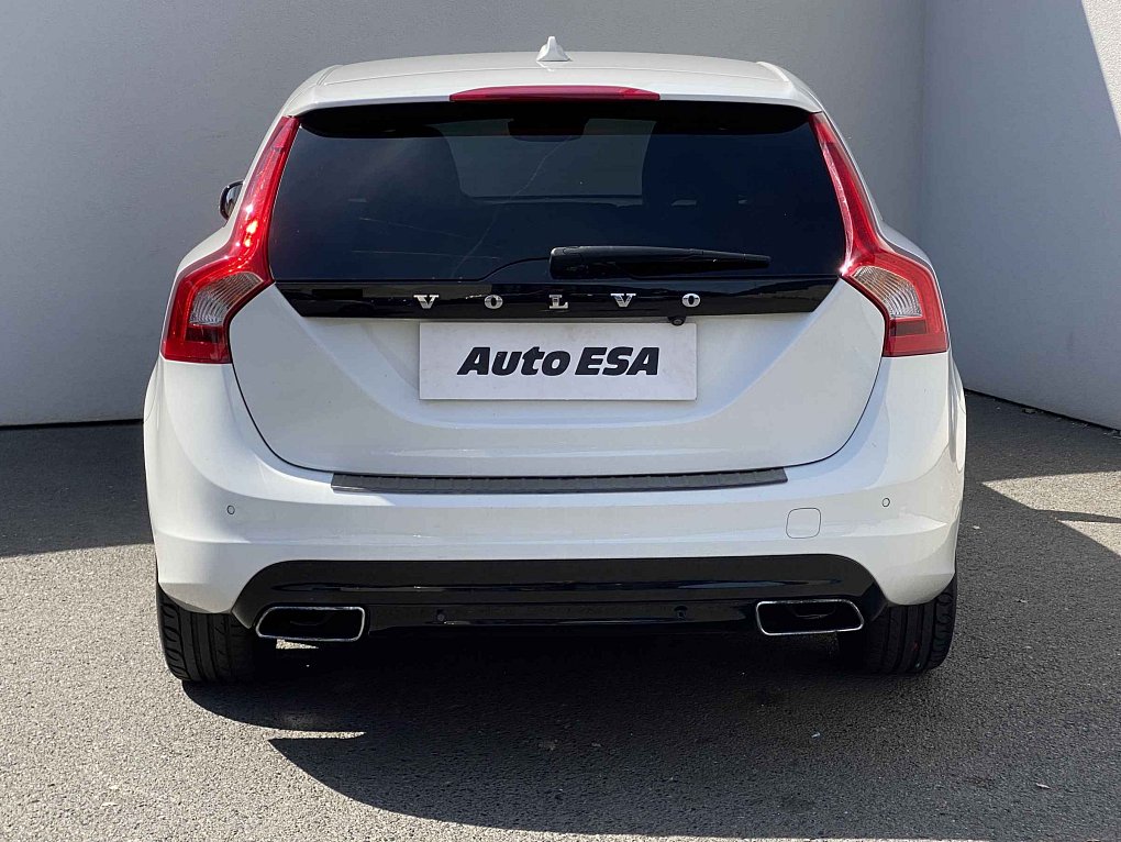 Volvo V60 2.0 D 