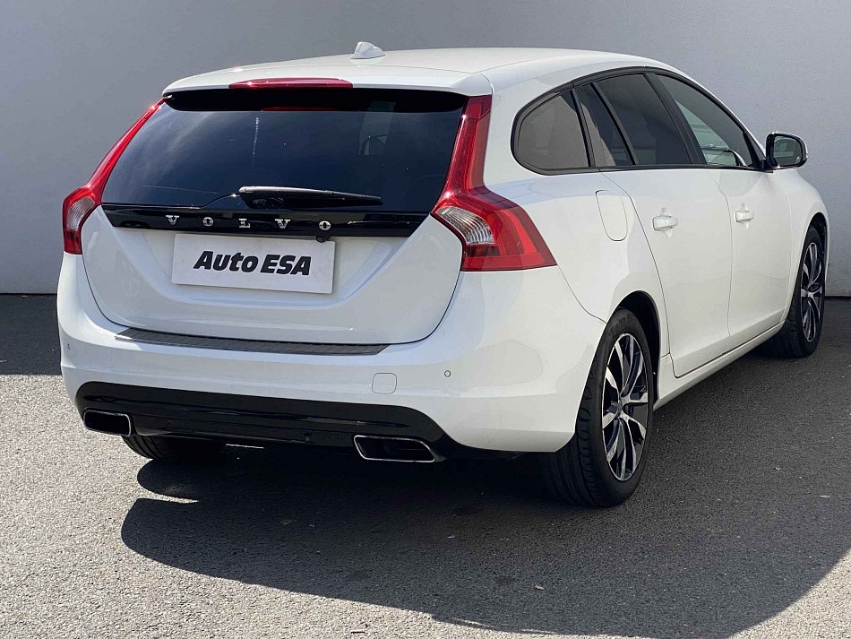 Volvo V60 2.0 D 