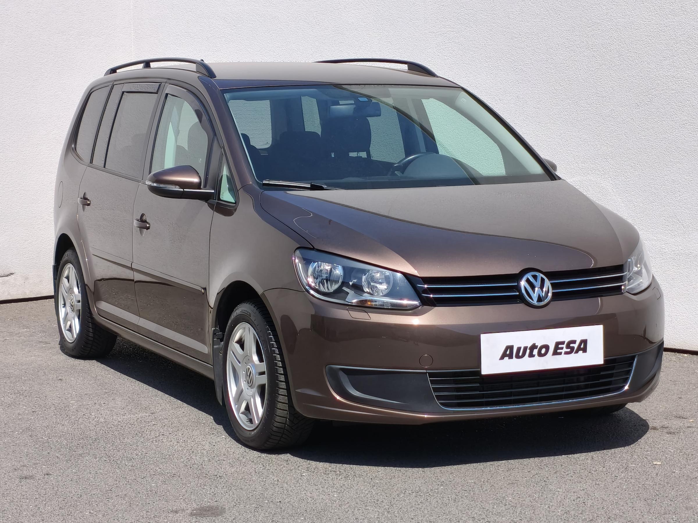 Volkswagen Touran, 2013 - celkový pohled