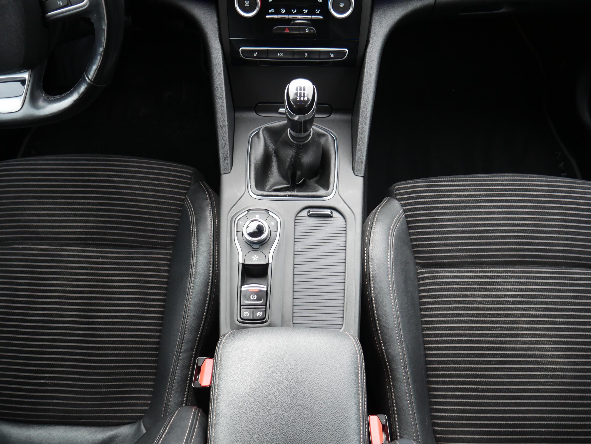 Renault Talisman, 2017 - pohled č. 18