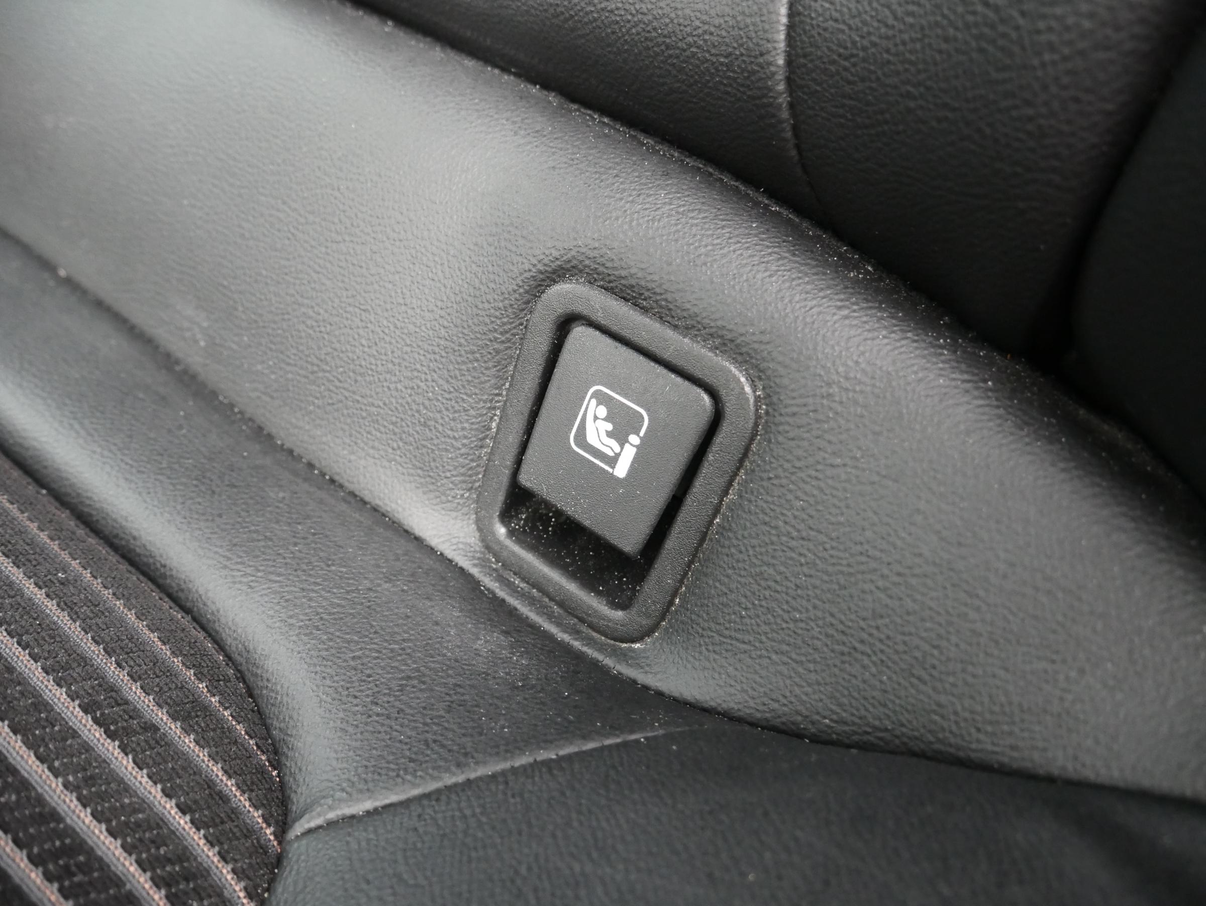 Renault Talisman, 2017 - pohled č. 24