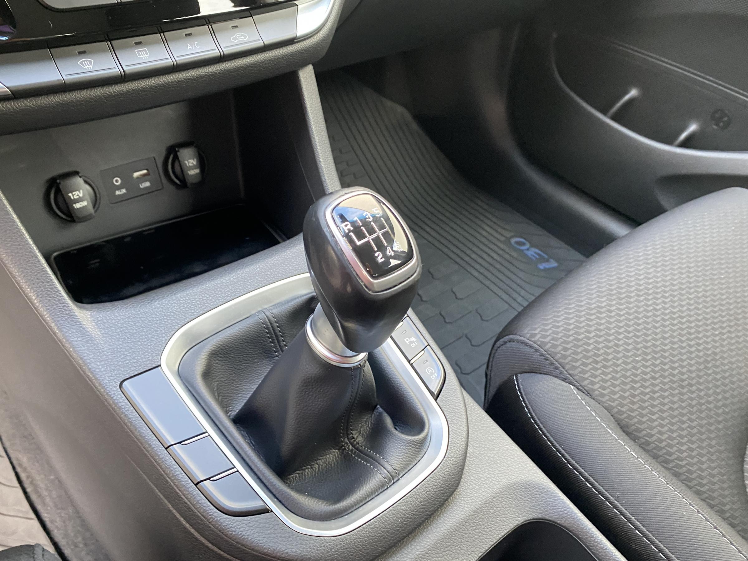 Hyundai i30, 2018 - pohled č. 16