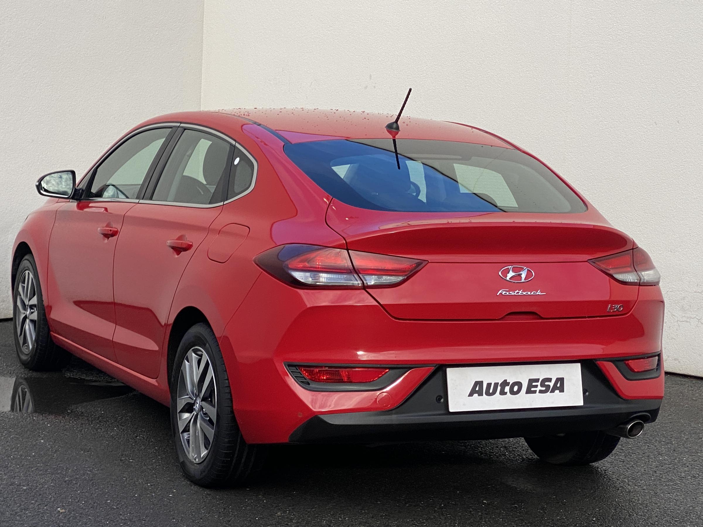 Hyundai i30, 2018 - pohled č. 6