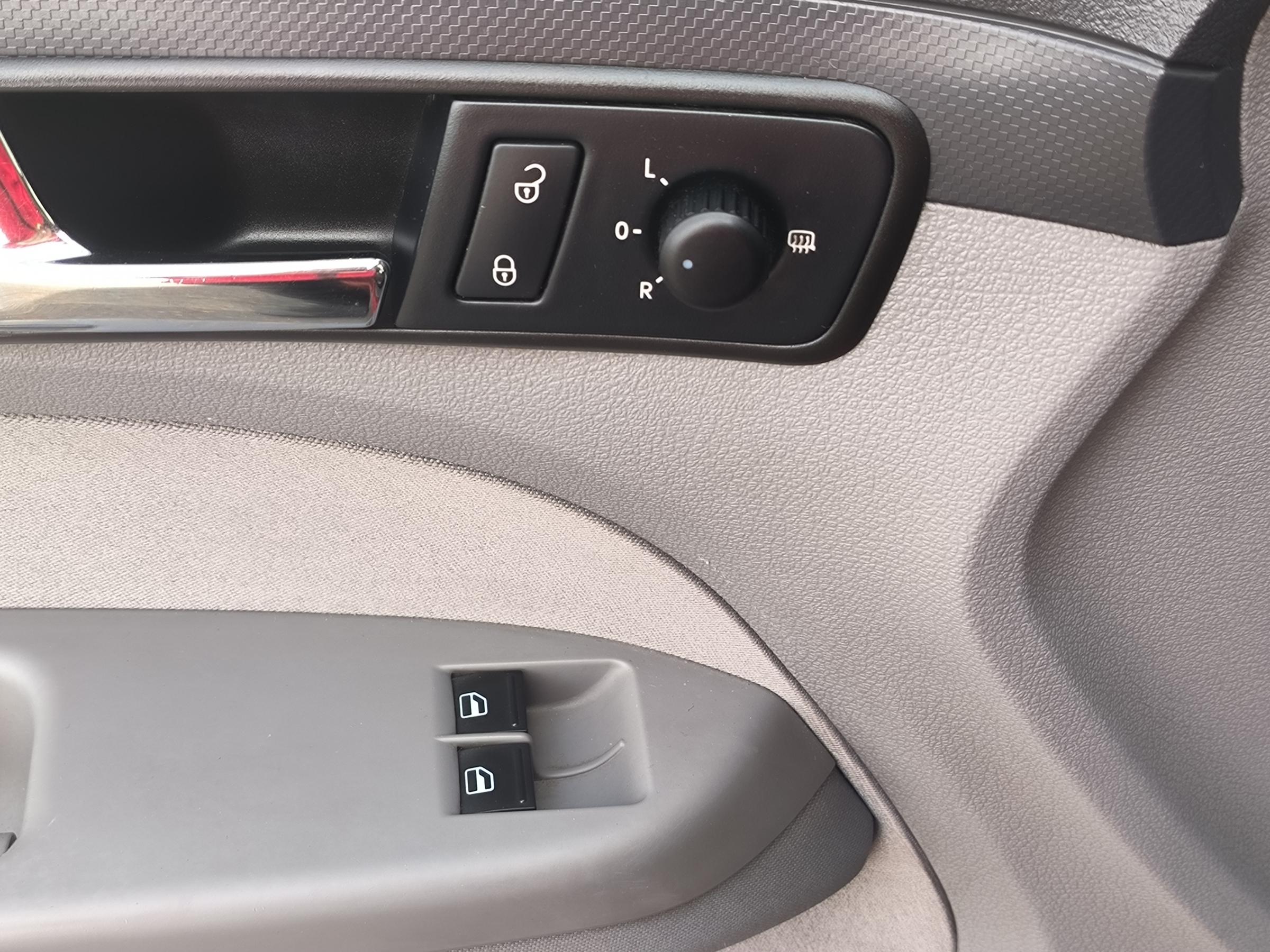 Volkswagen Caddy, 2007 - pohled č. 14