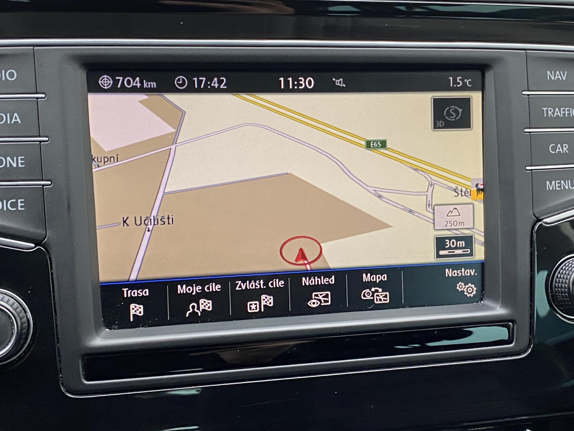 Volkswagen Passat, 2017 - pohled č. 18