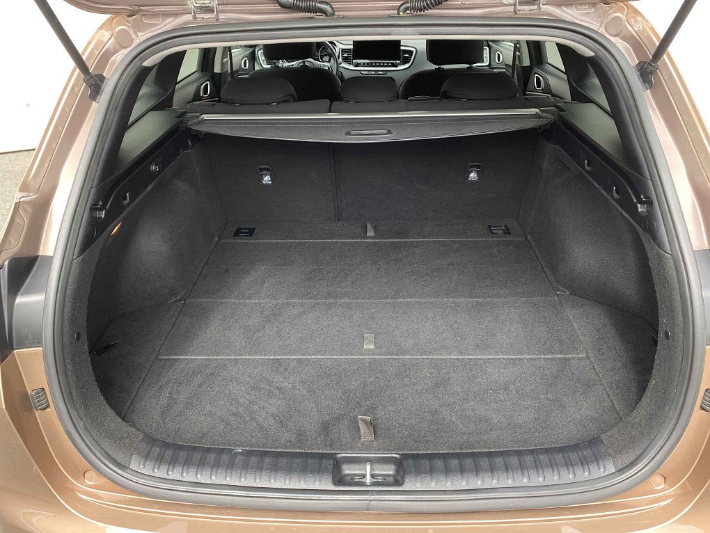 Kia Ceed 1.5 T-GDi TOP SW