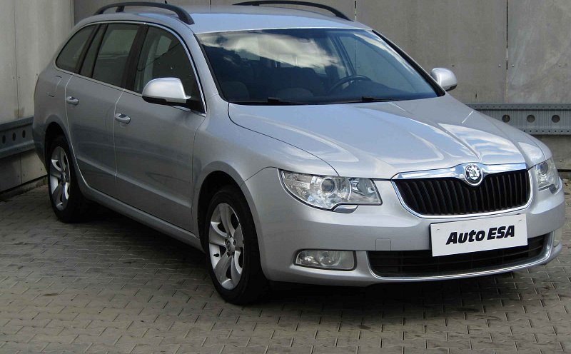 Škoda Superb II 2.0 TDi Ambition