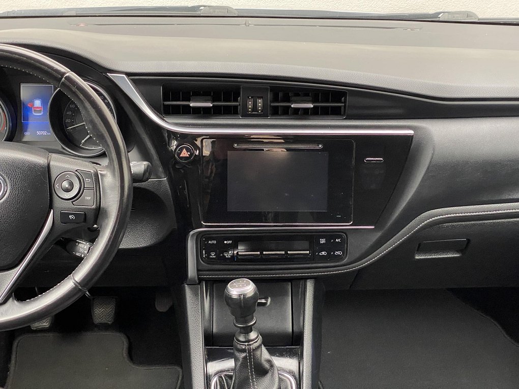 Toyota Auris 1.6 D-4D 