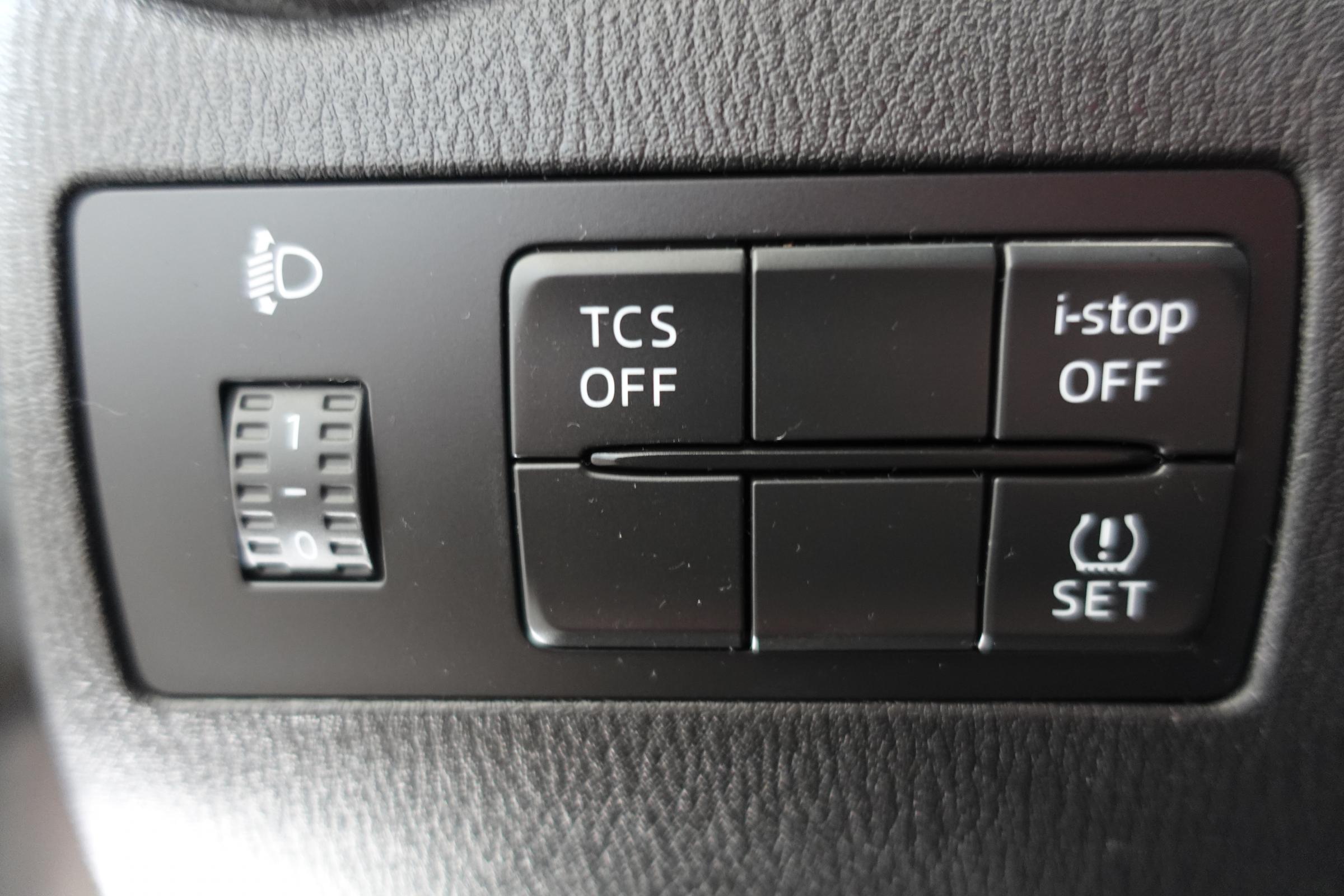 Mazda CX-3, 2019 - pohled č. 16