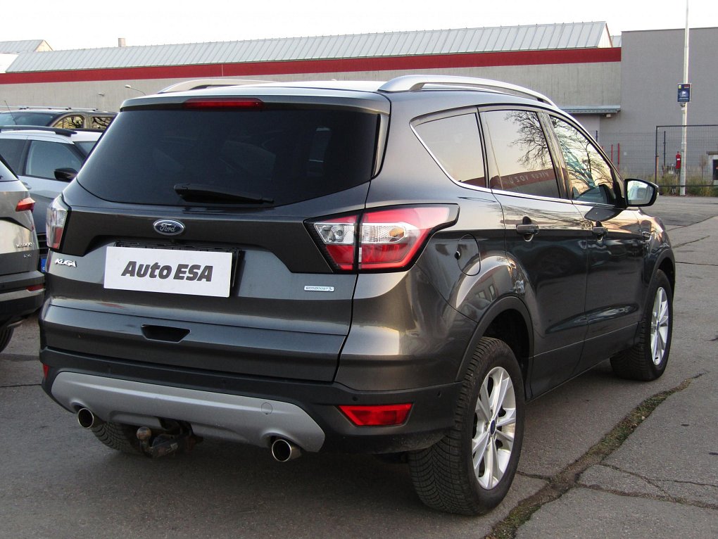 Ford Kuga 1.5EB Titanium