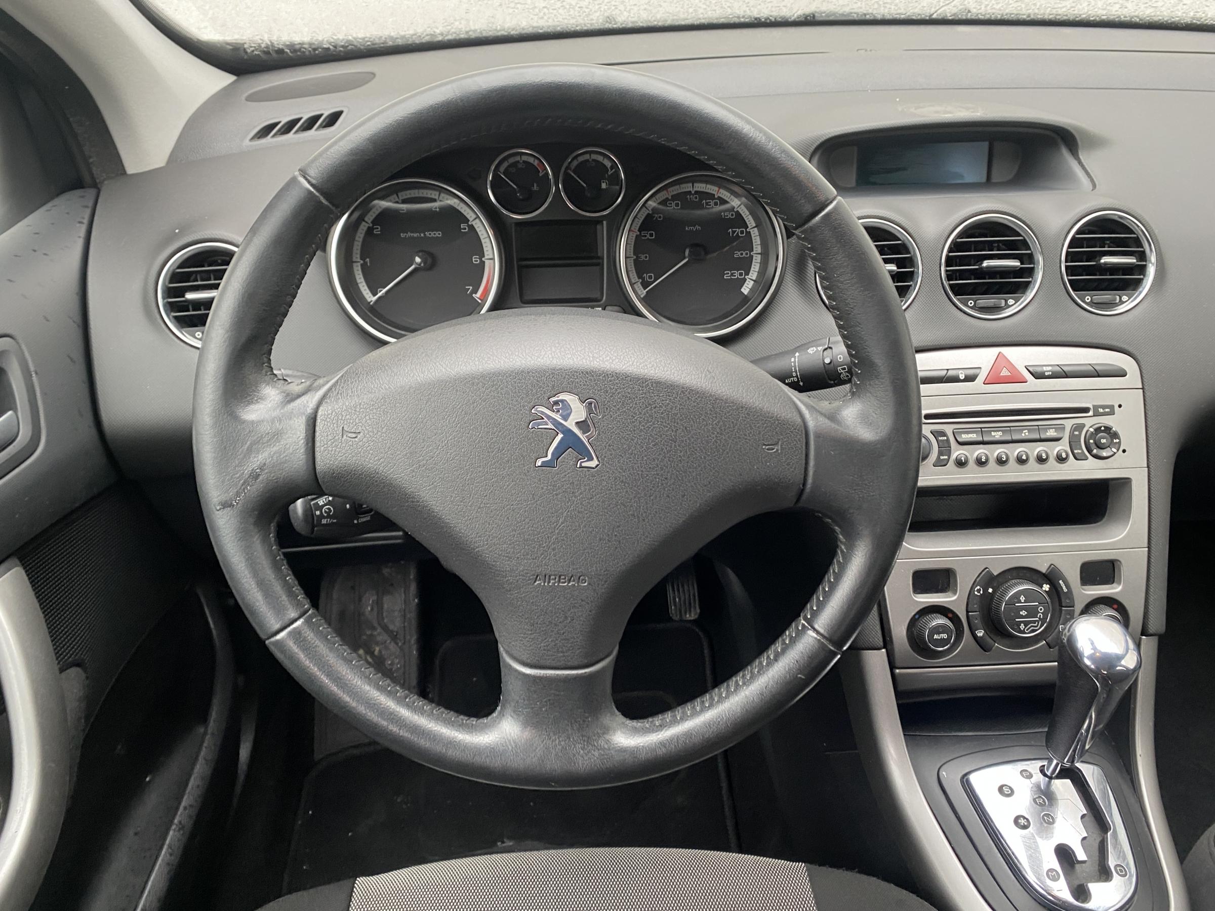 Peugeot 308, 2011 - pohled č. 11