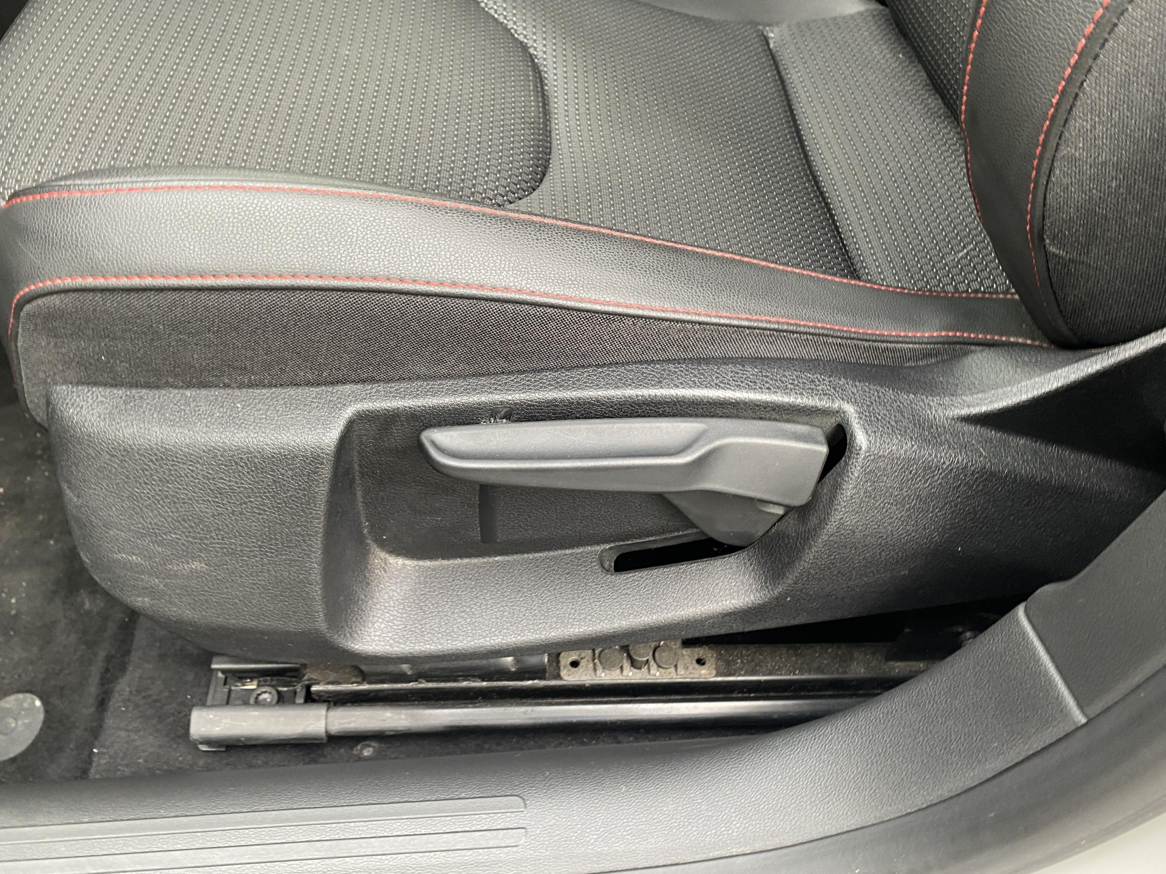 Seat Leon, 2014 - pohled č. 14