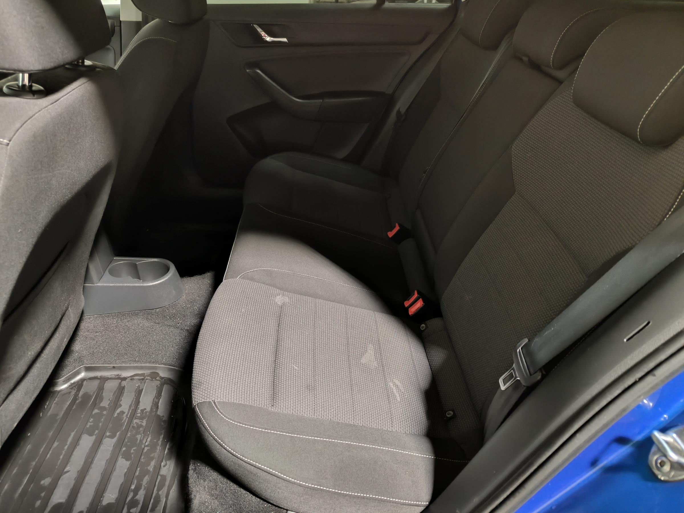 Škoda Rapid, 2015 - pohled č. 10