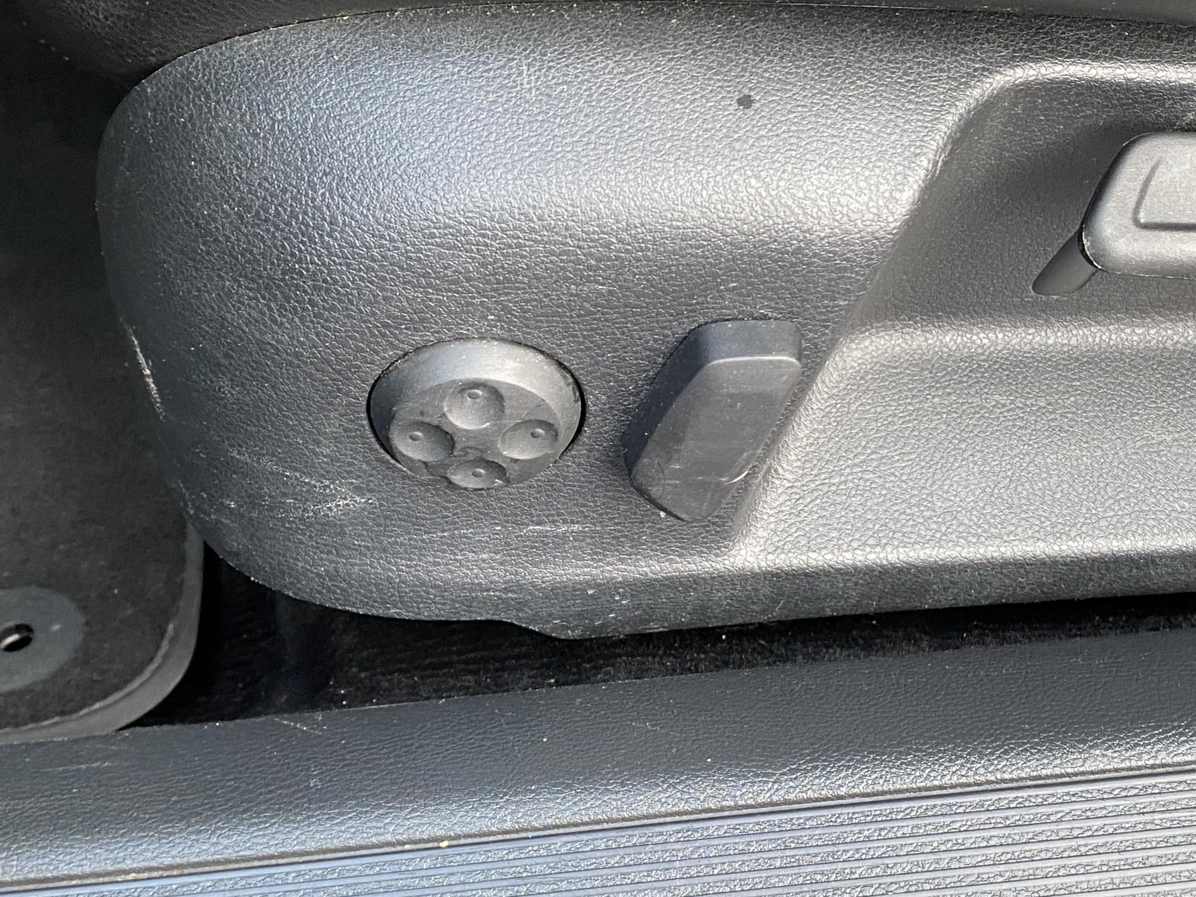 Volkswagen Passat, 2010 - pohled č. 12