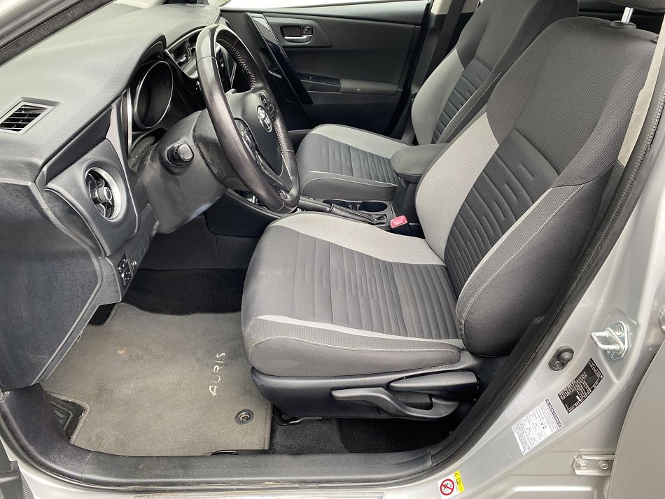 Toyota Auris 1.6 D-4D 