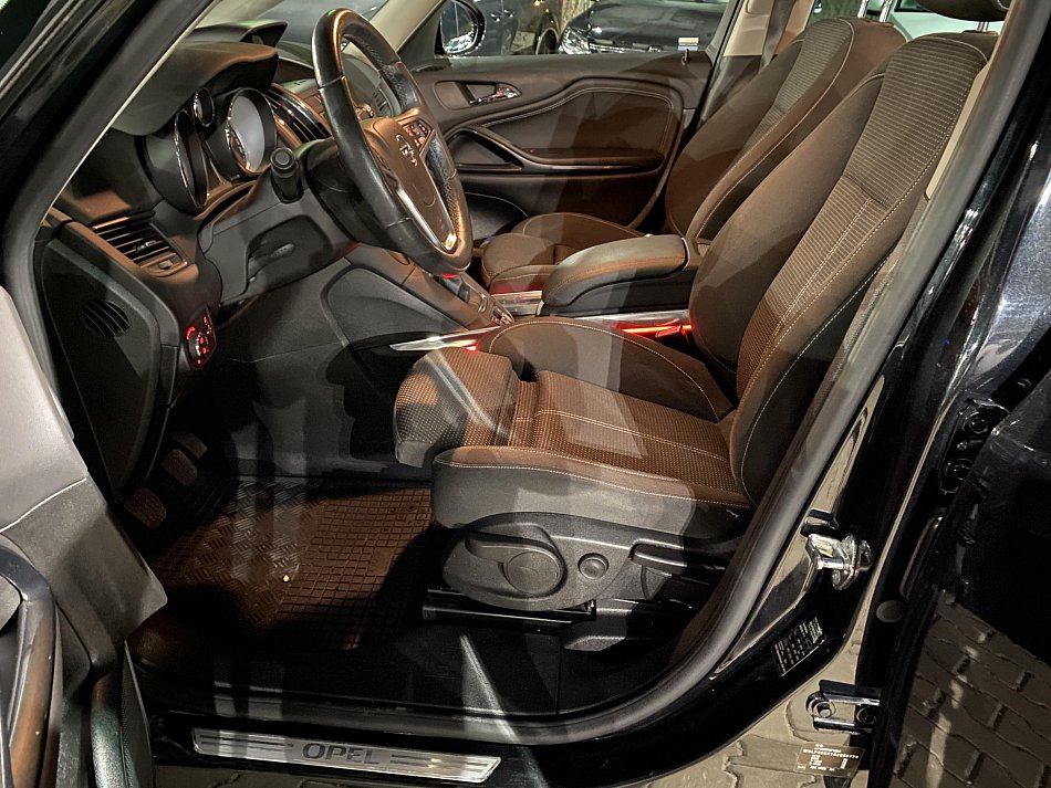 Opel Zafira 2.0 CDTi 