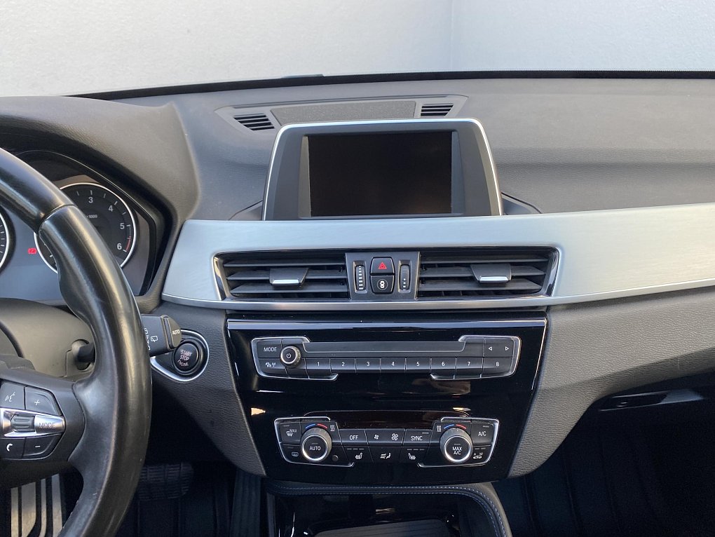 BMW X1 2.0 D M Paket xDrive20d