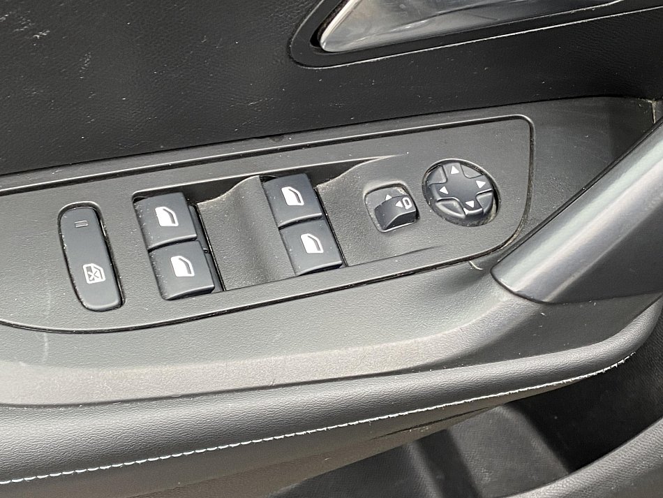 Peugeot 2008 1.5HDi Allure