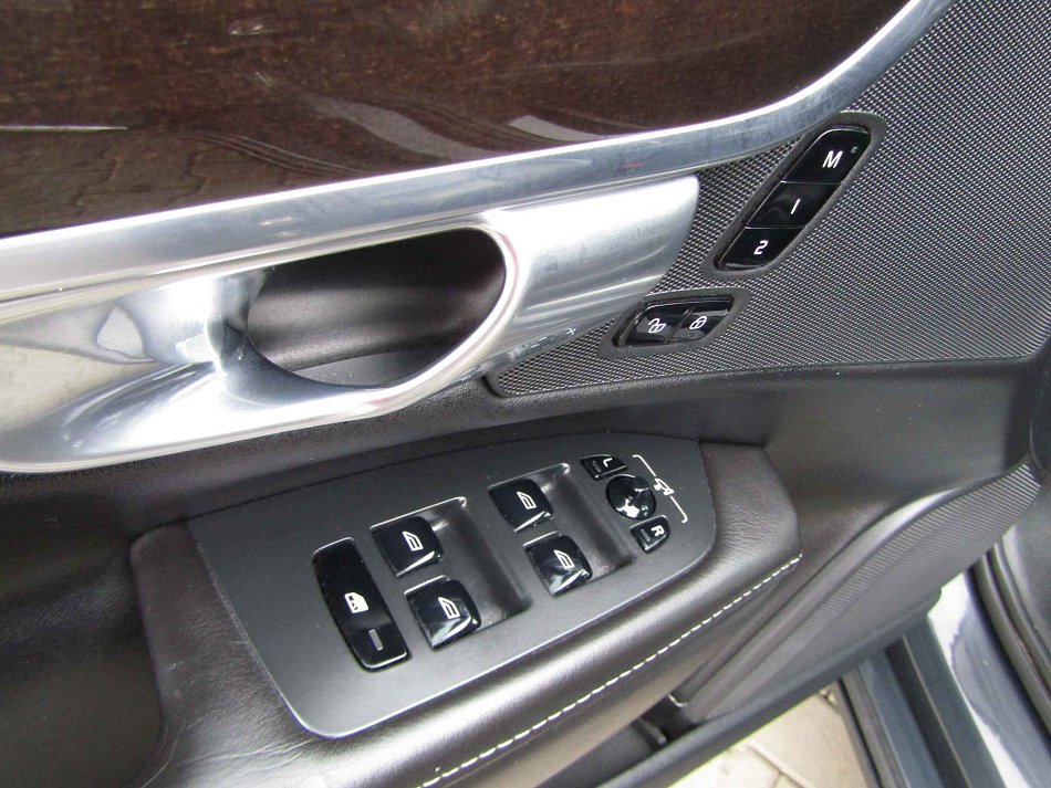 Volvo S90 2.0 T5 