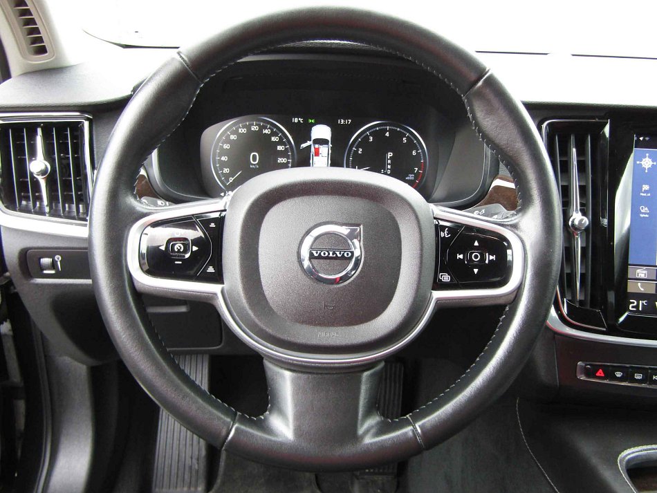 Volvo S90 2.0 T5 