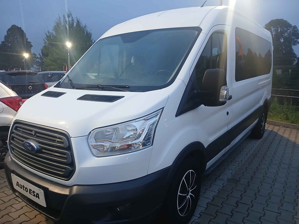 Ford Transit 2.2TDCi Trend L3 9míst