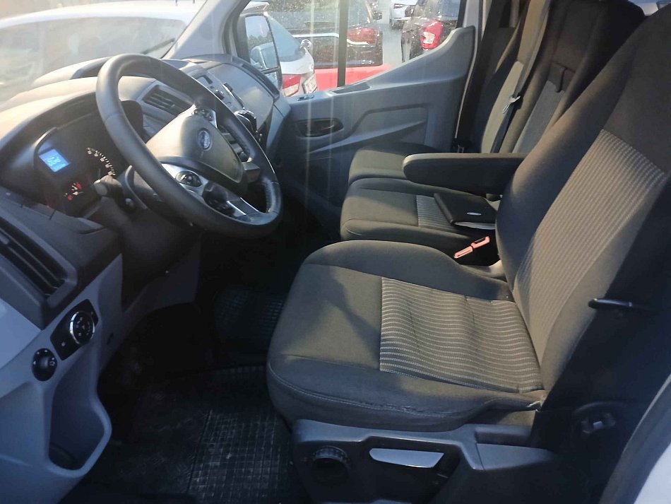 Ford Transit 2.2TDCi Trend L3 9míst