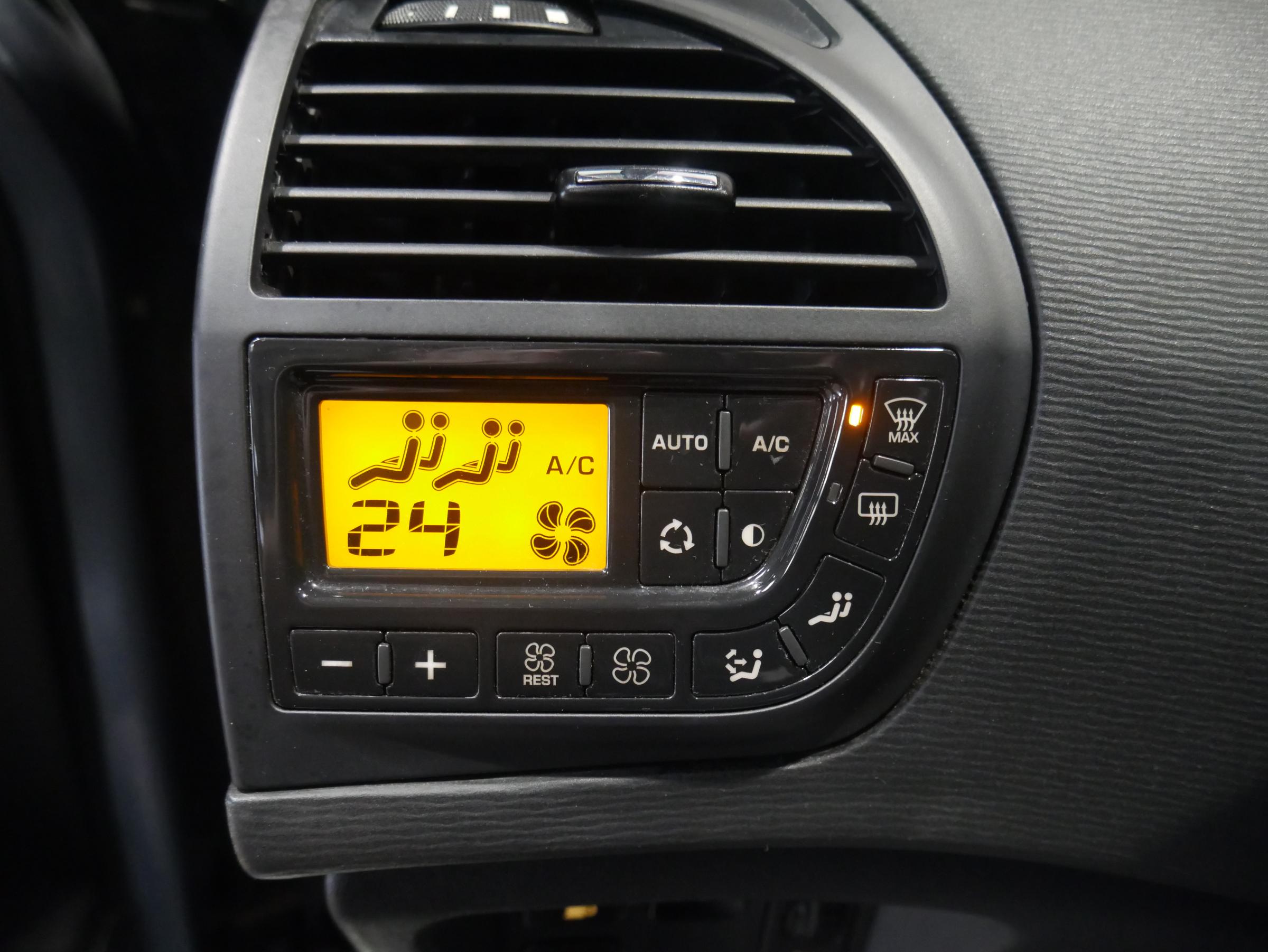 Citroën C4 Picasso, 2010 - pohled č. 15